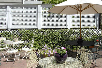 The Spring Seasons Inn Newport Zewnętrze zdjęcie